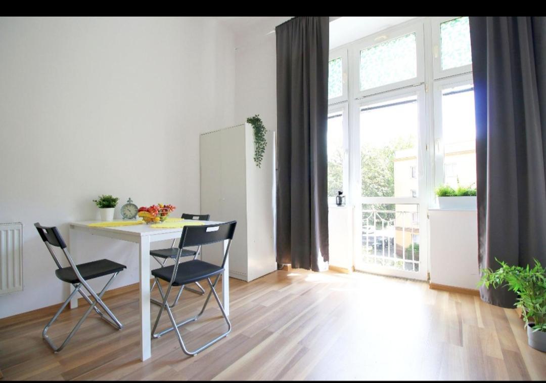 Sunny Studio In The City Center Łódź Dış mekan fotoğraf